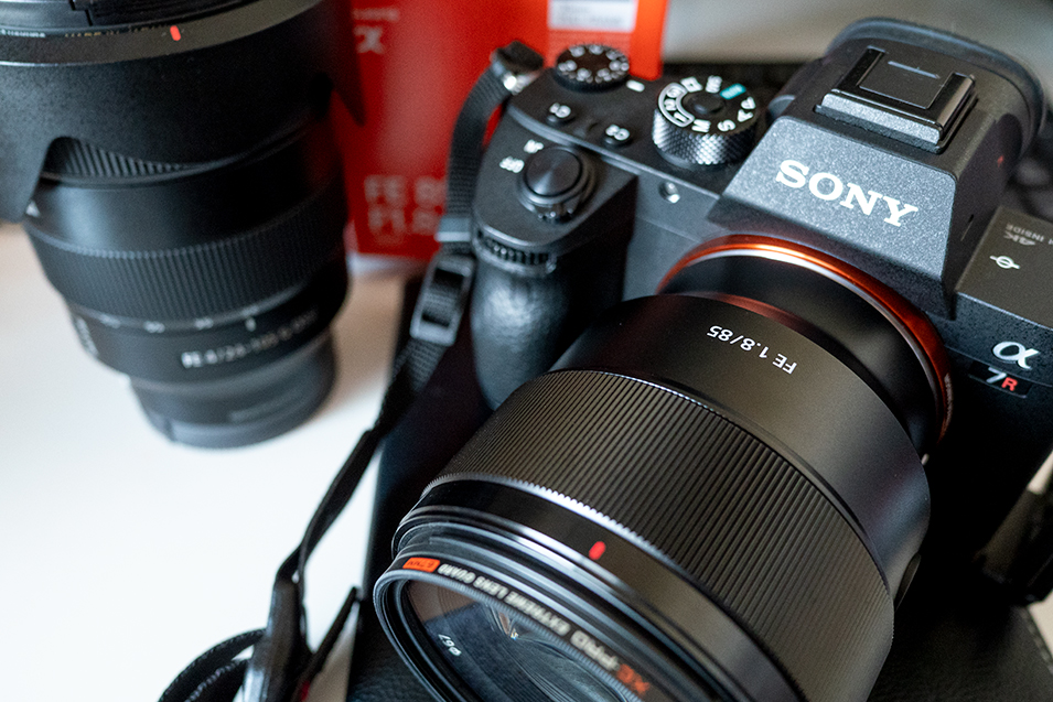 SONY FE 85mm F1.8 SEL85F18を購入 - with photograph